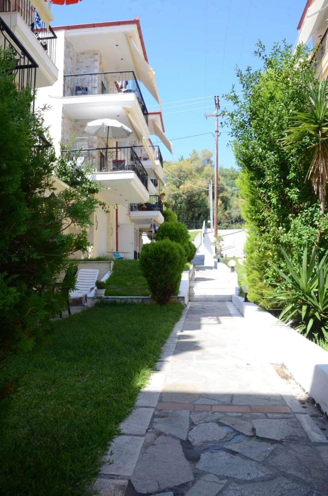 Roses Rt Apartments Skioni II Nea Skioni Dış mekan fotoğraf